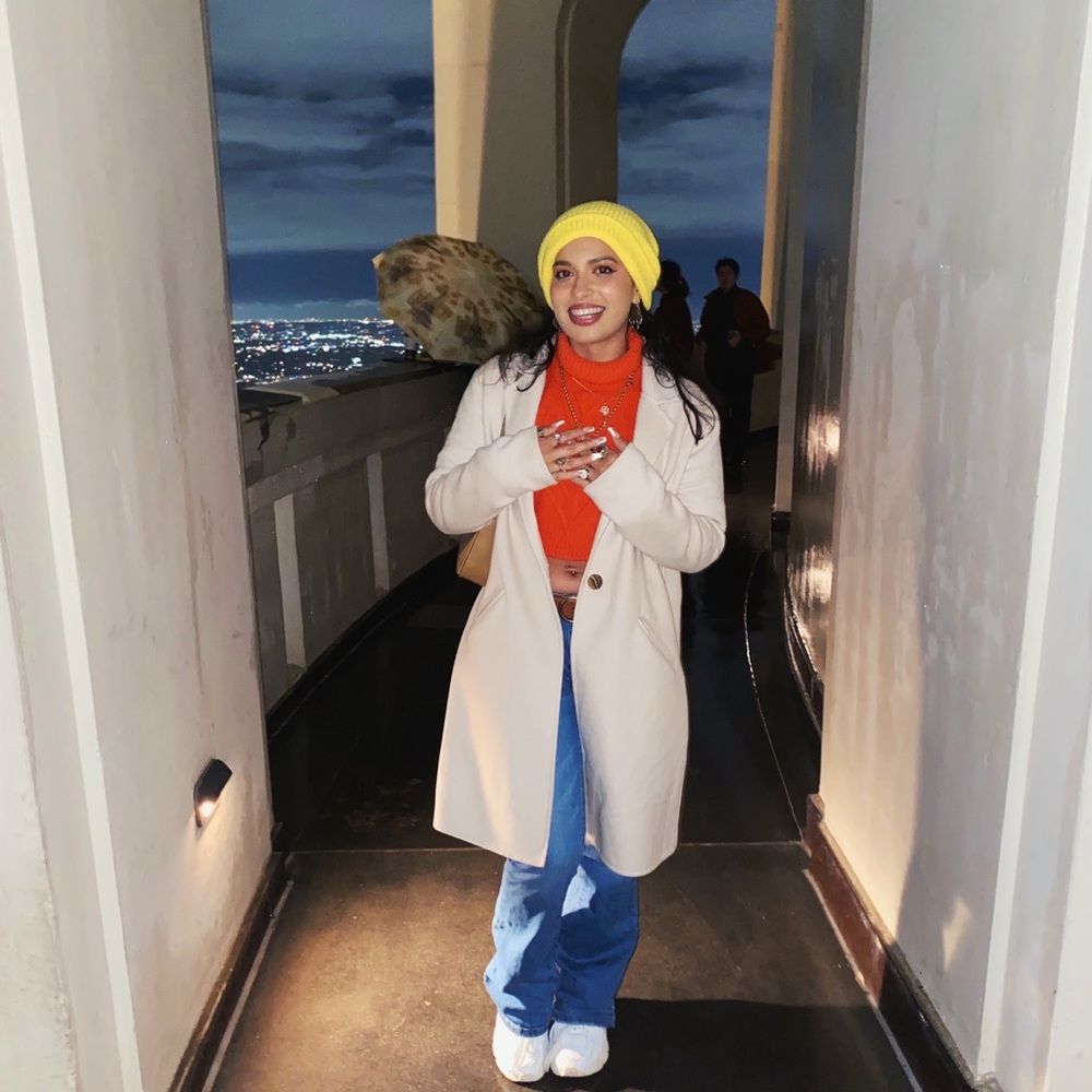 Meet your Posher, Crystal